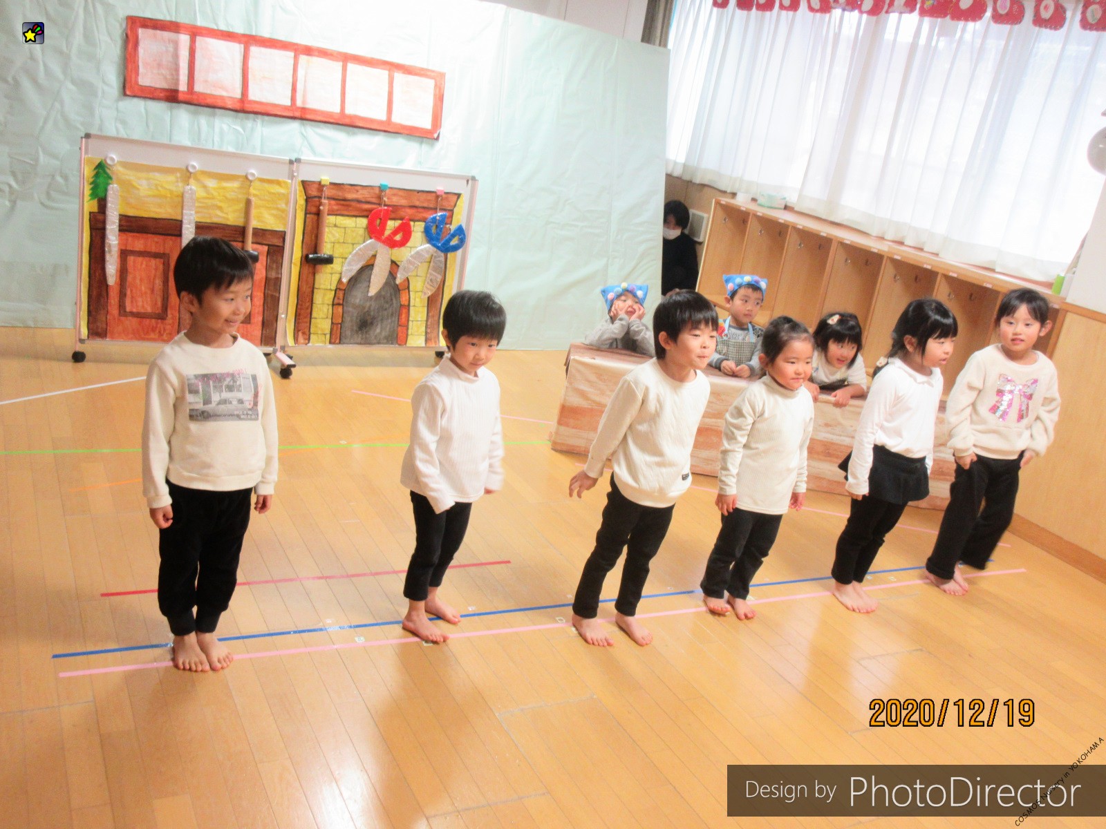 にじぐみ　げき「こびととくつや」